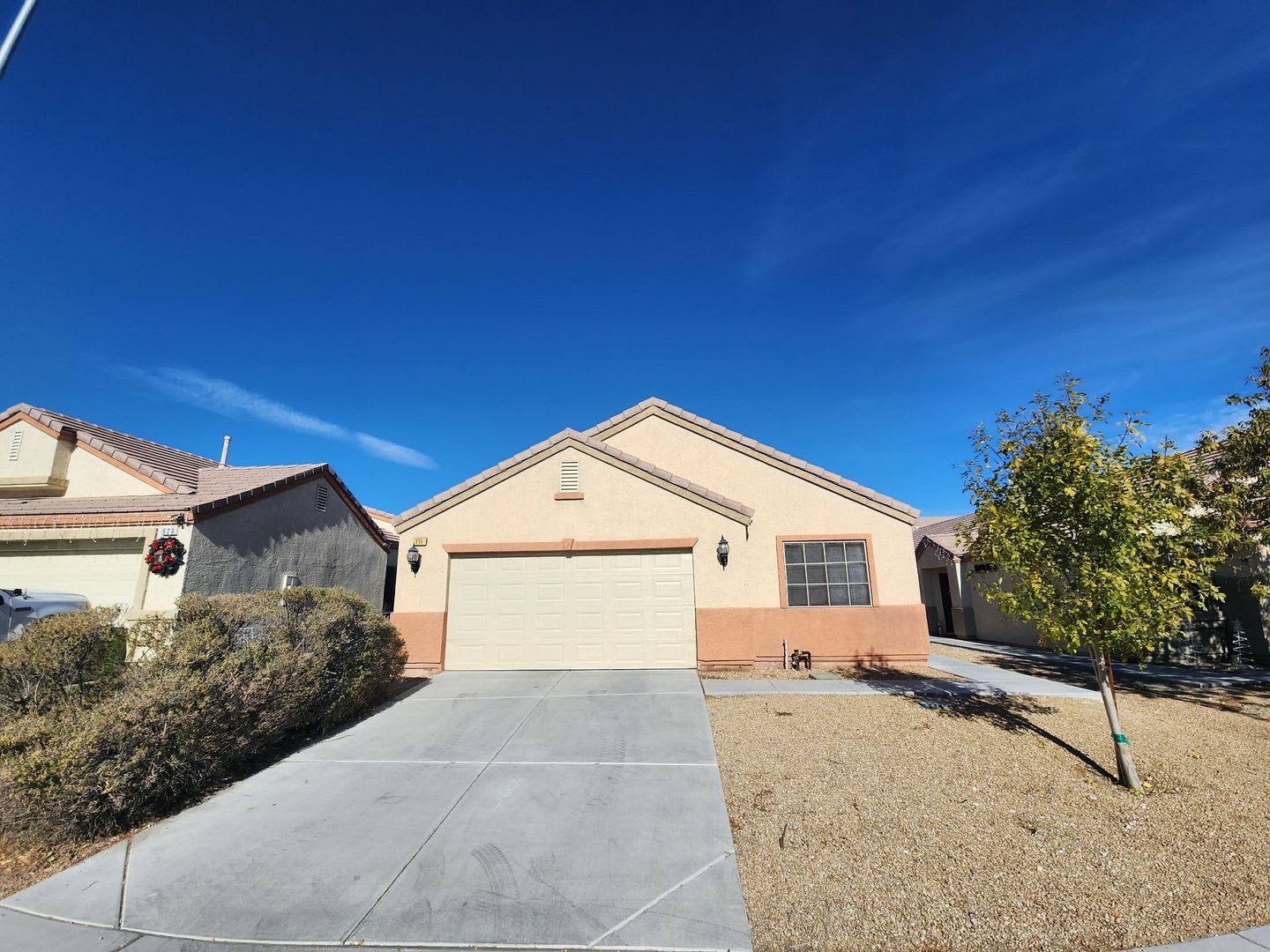 Beautiful Single Story Three Bedroom Home! – photo 1