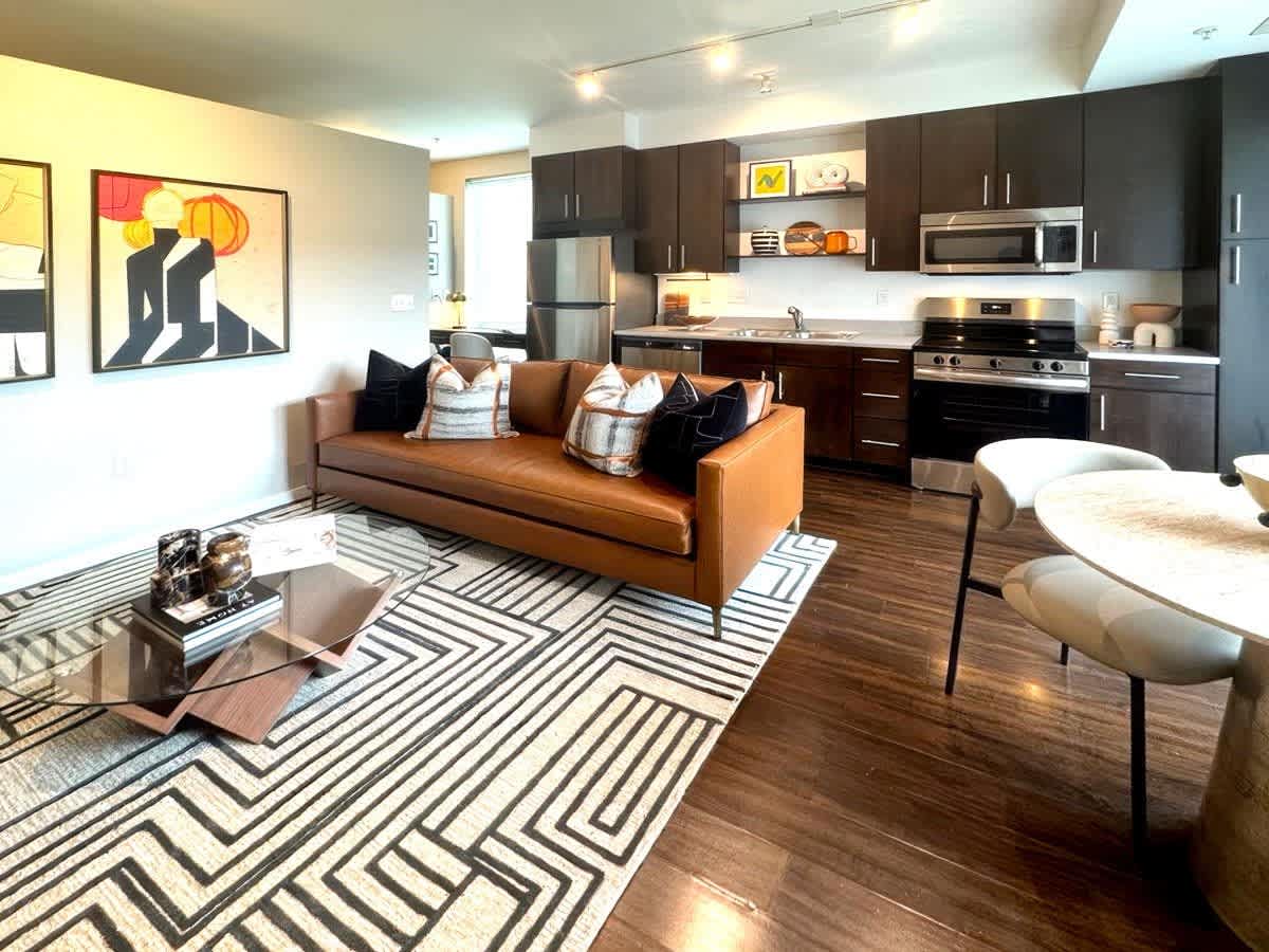 Flux Apartments – photo 1