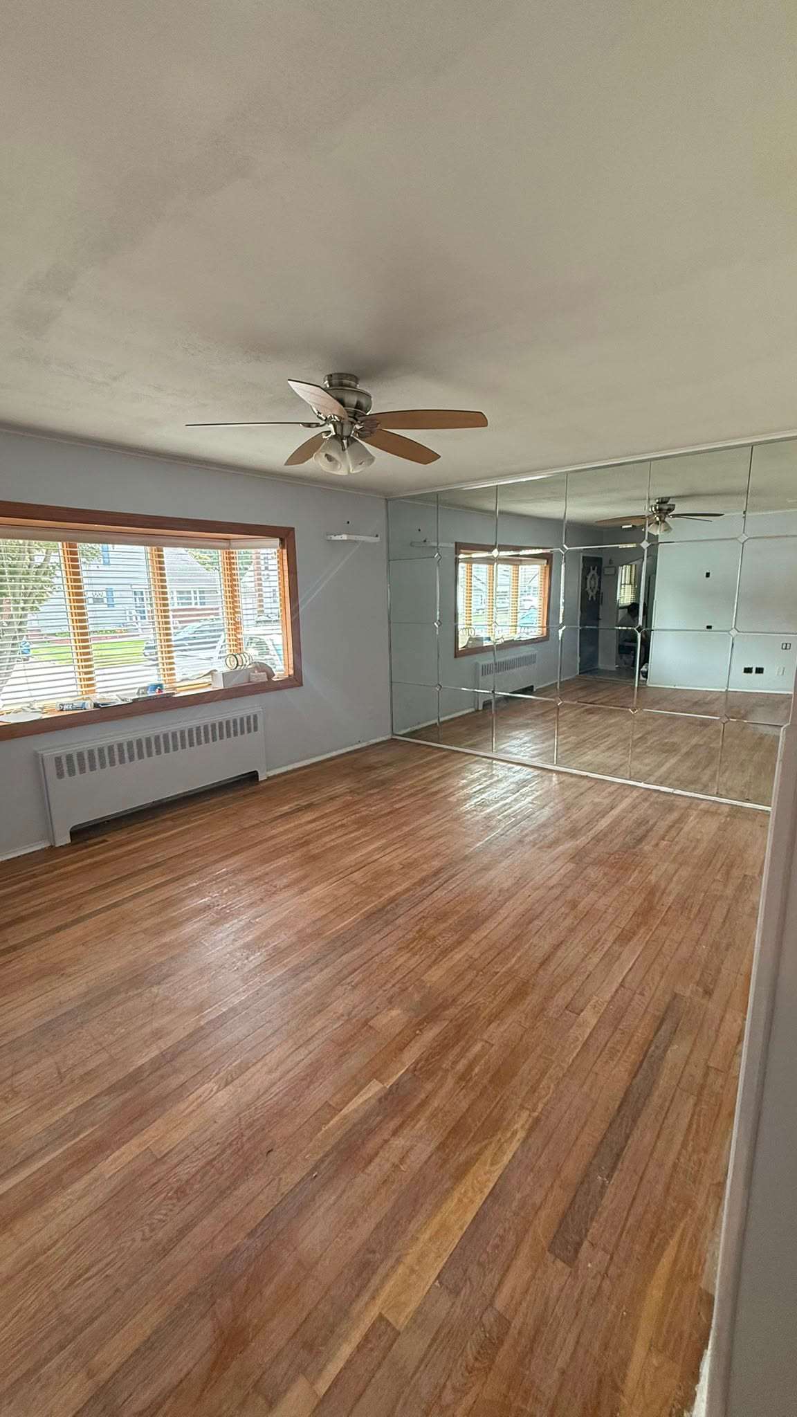 35 Julian Street – photo 1 of 7