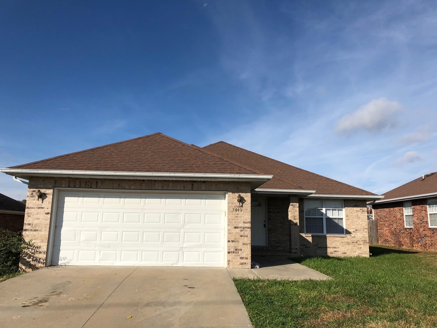 All brick 3 bed 2 bath in SE Springfield – photo 1
