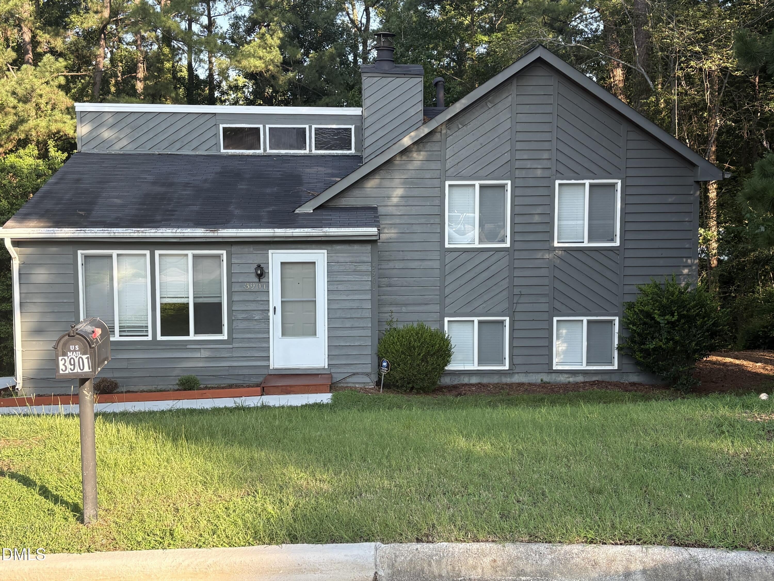 3901 Peppertree Place – photo 1