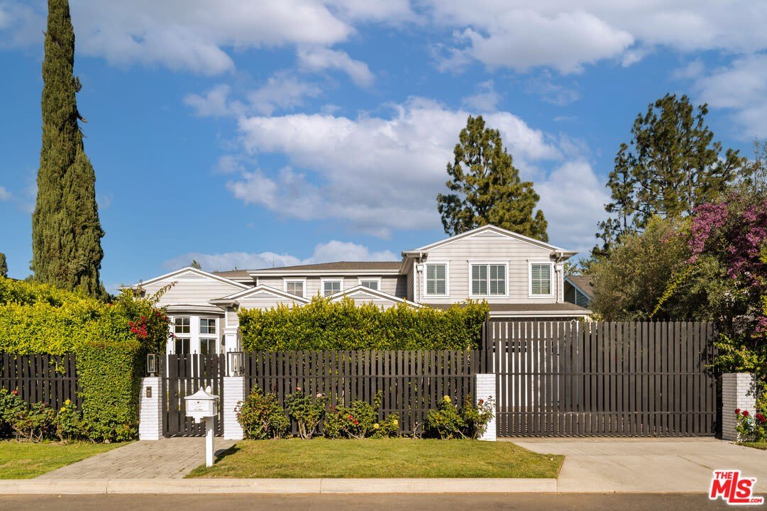4226 Lemp Ave – photo 1