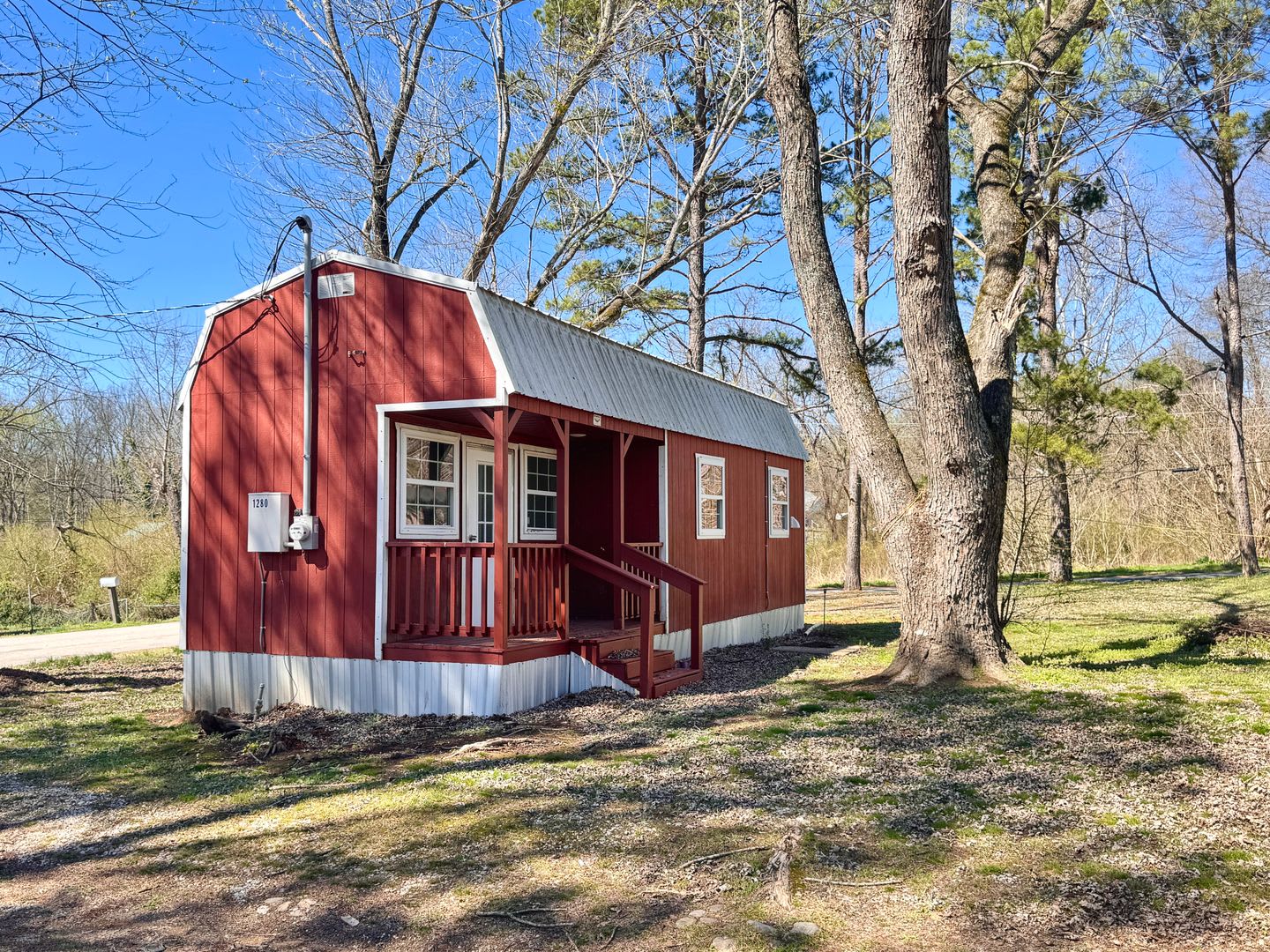 Studio Tiny home in West Batesville – photo 1 of 11