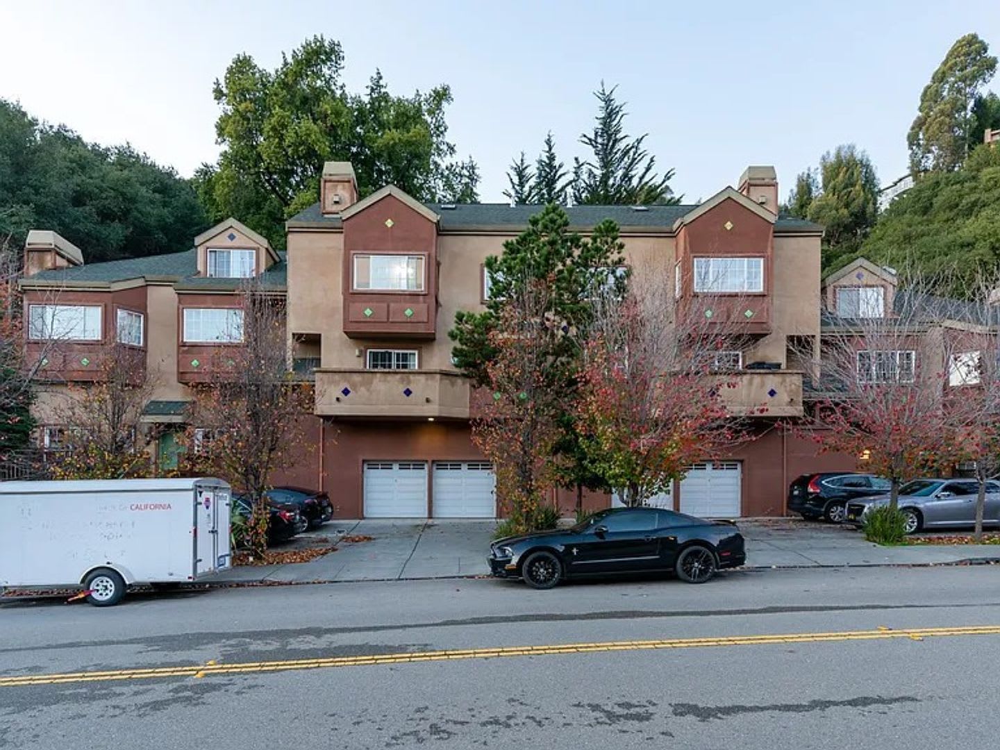158 Caldecott Lane – photo 1