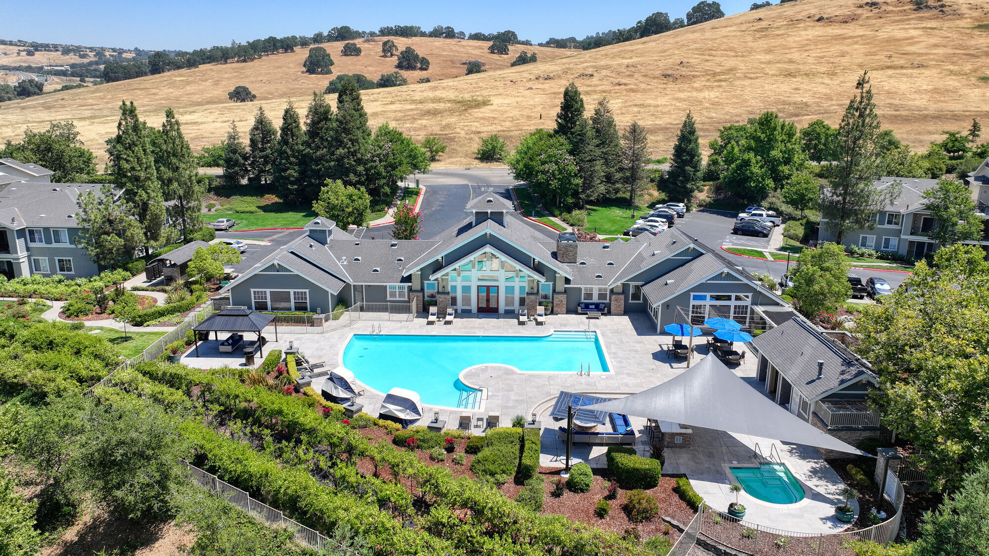 Vineyards at Valley View – photo 1 of 16