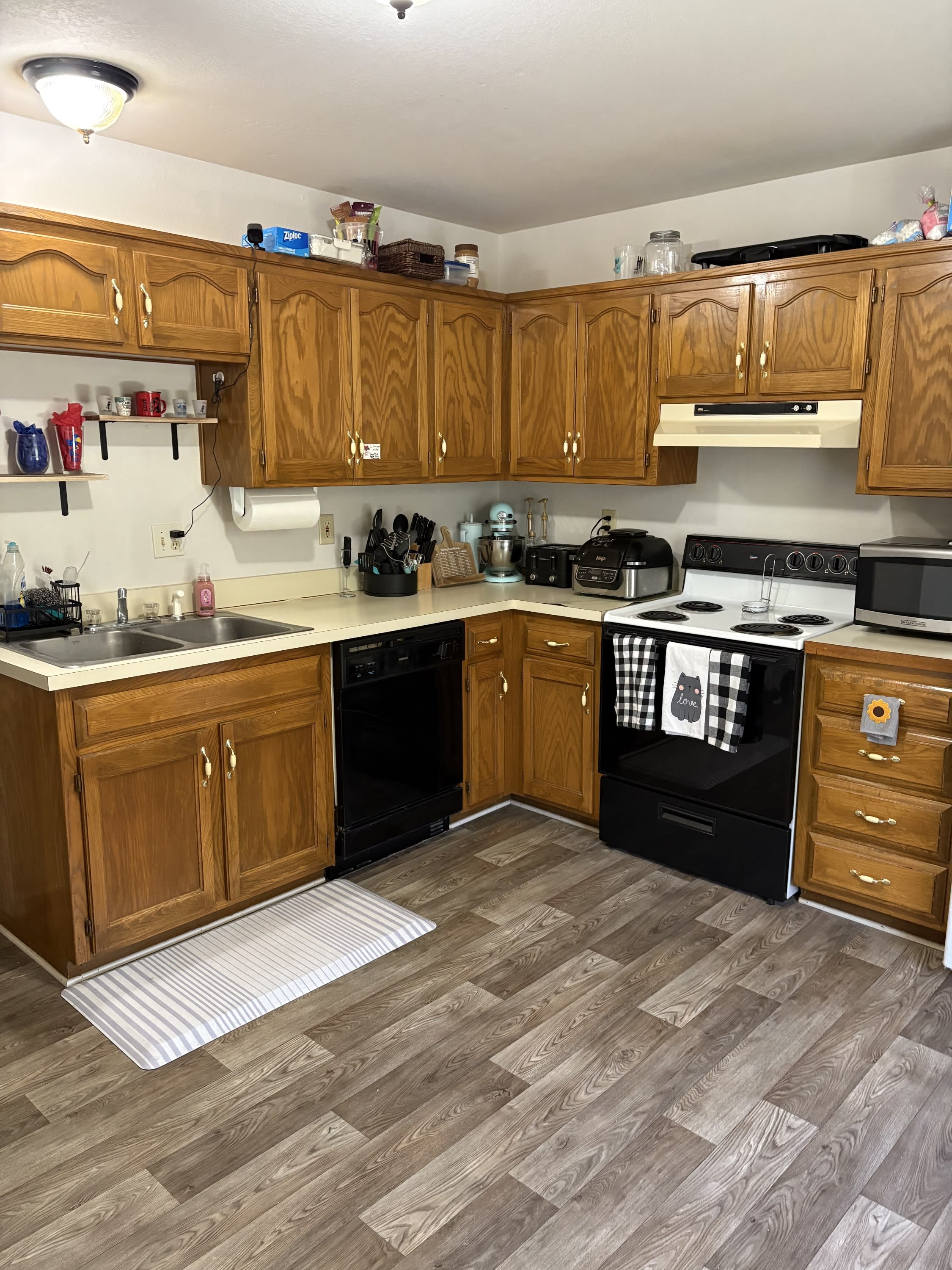 602 Countryside Drive – photo 1 of 5