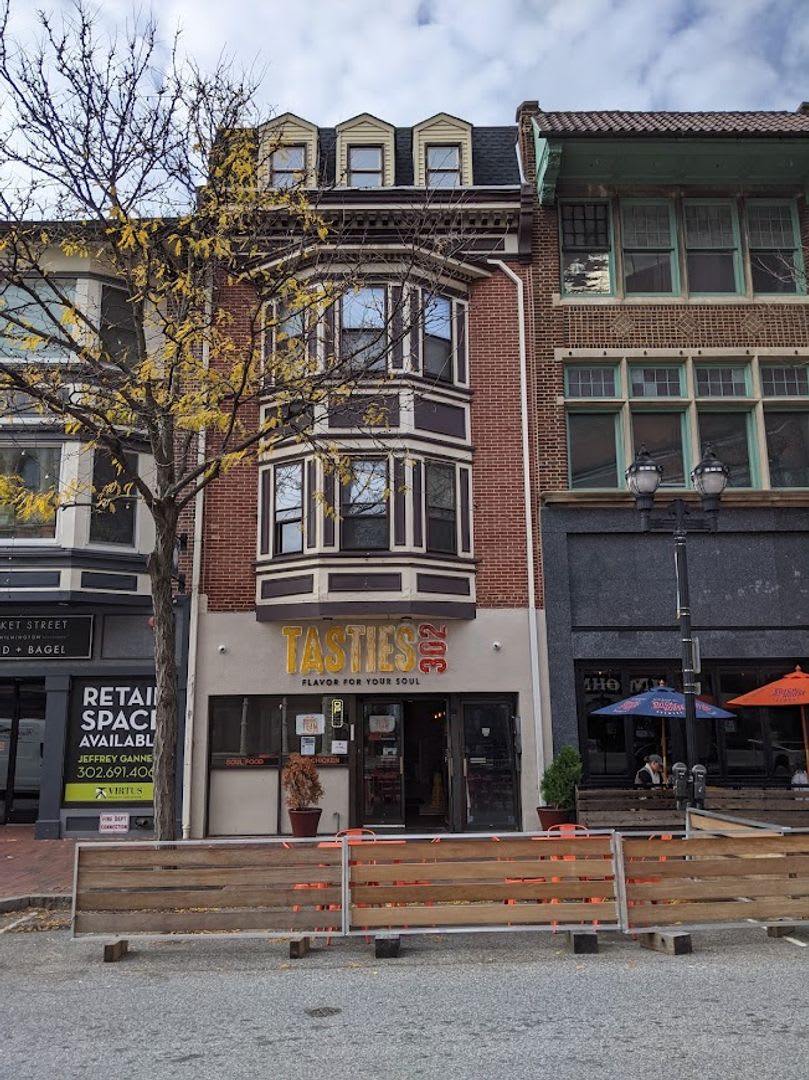 825 N. Market St. – photo 1 of 12