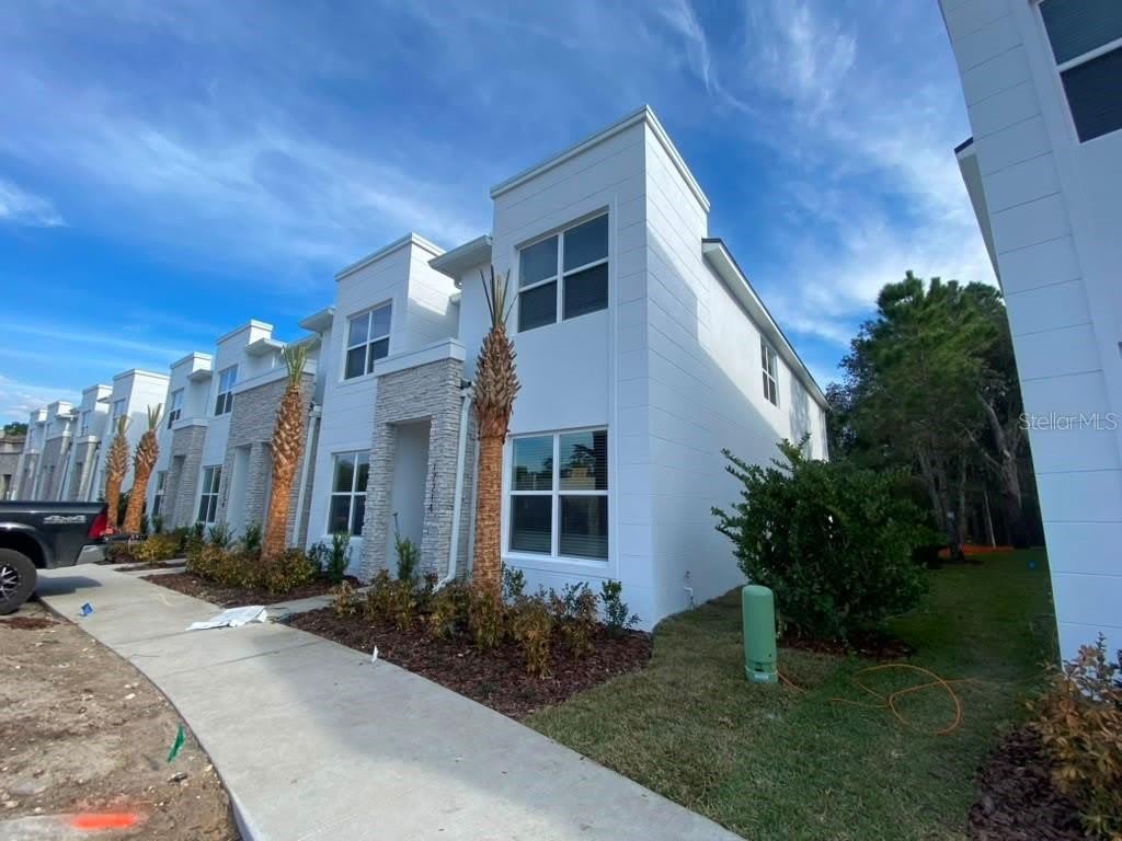 17214 BLESSING Drive – photo 1