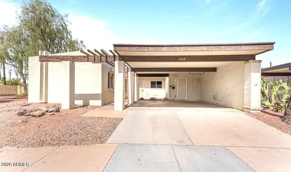 1702 E Gaylon Drive – photo 1