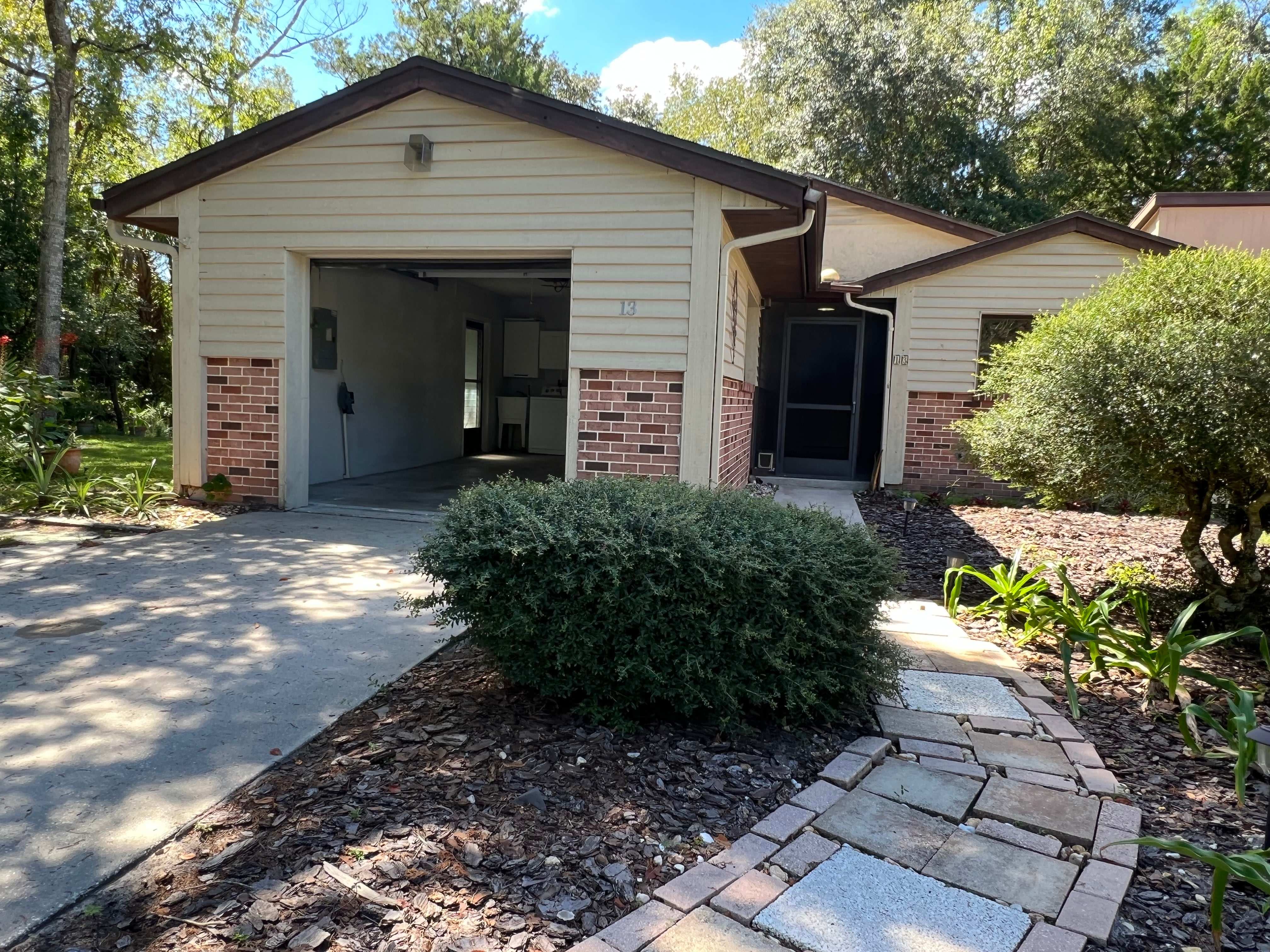 13 Jamaica St – photo 1 of 21