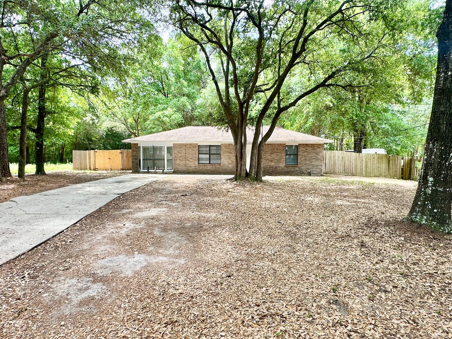 Cute All Brick 3 Bedroom Home For Rent South of I-10! – photo 1