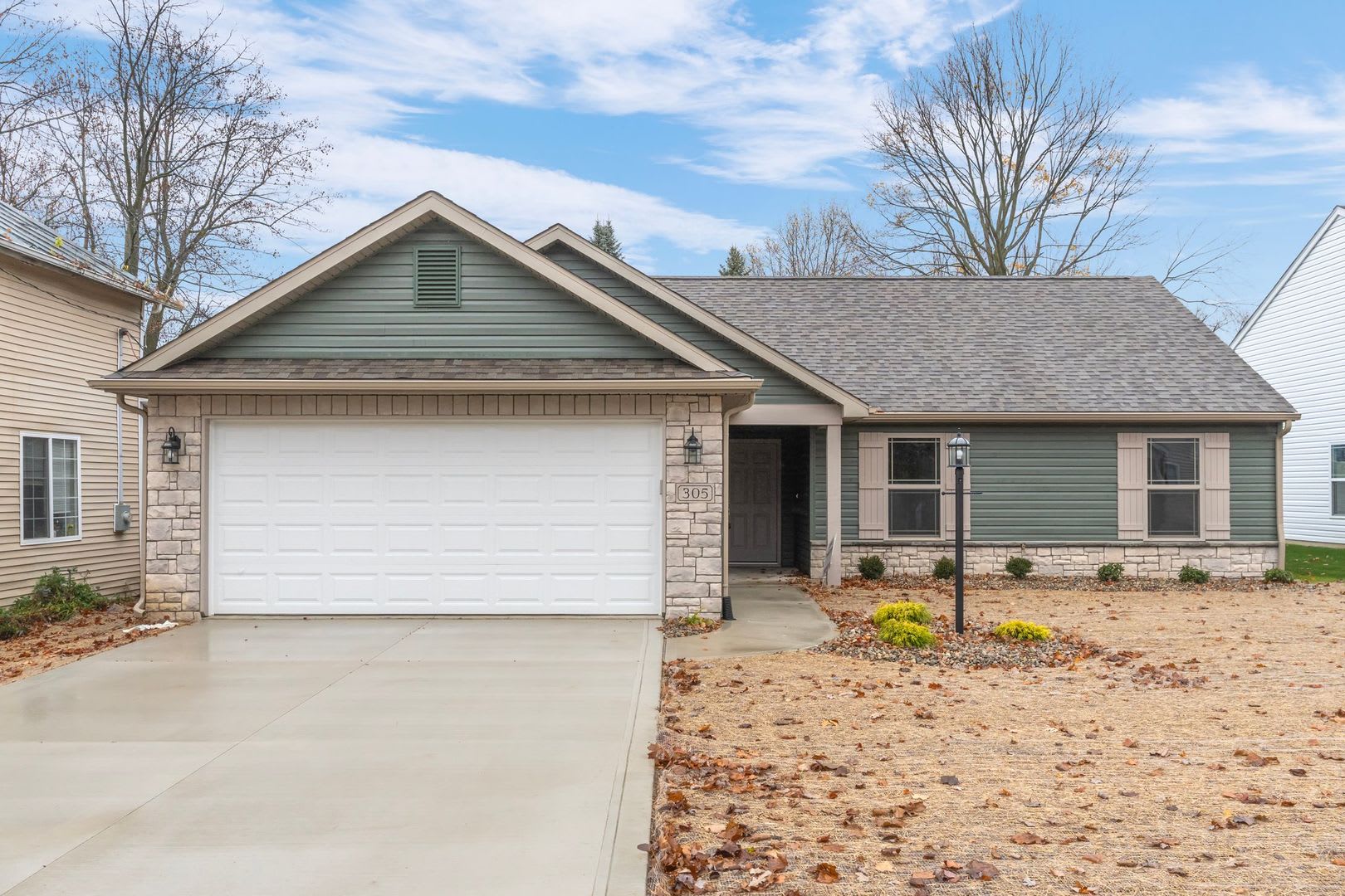 New Build w/ Attached Garage and Tons of Space – photo 1 of 29