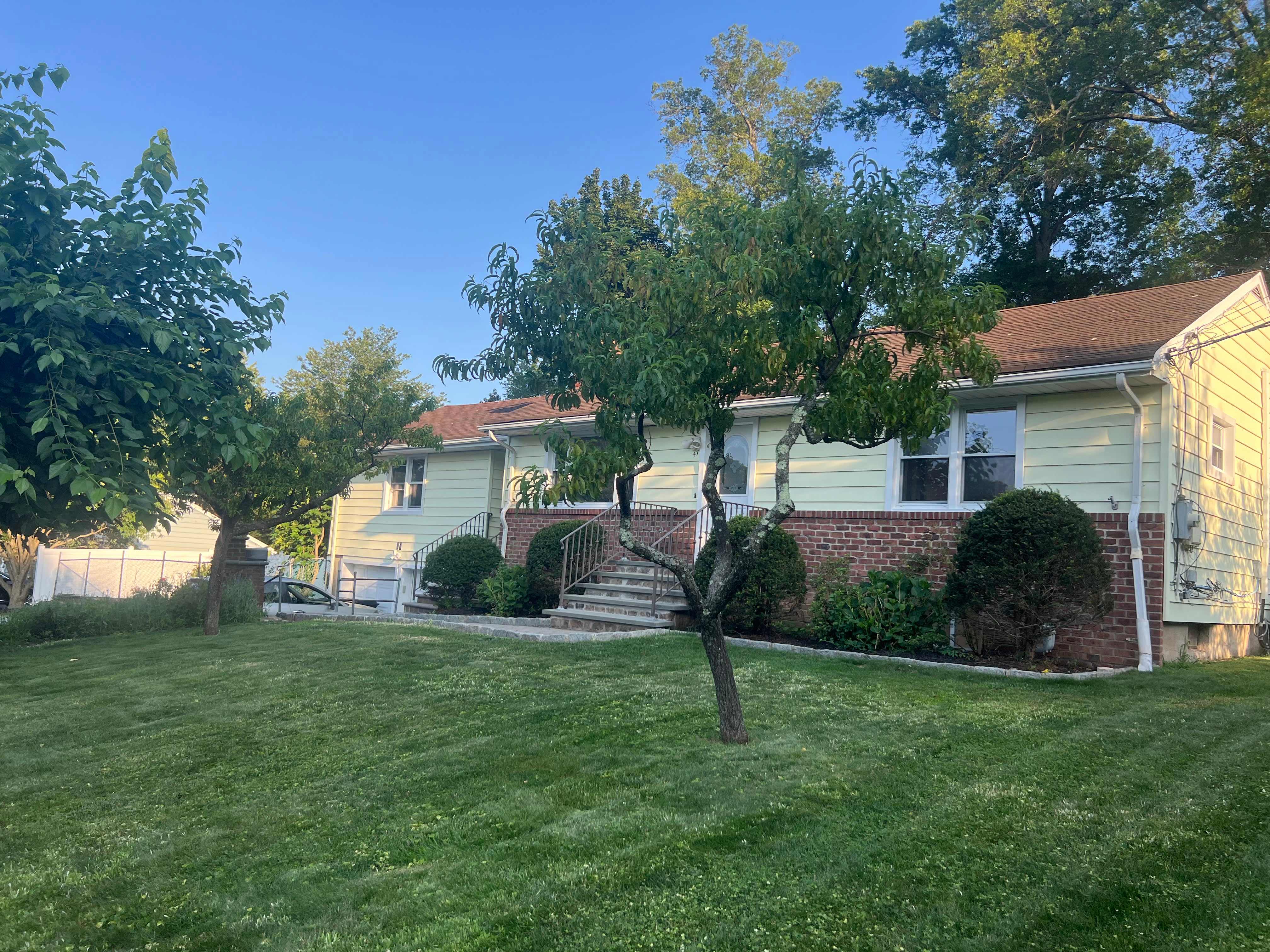 47 Leona Avenue