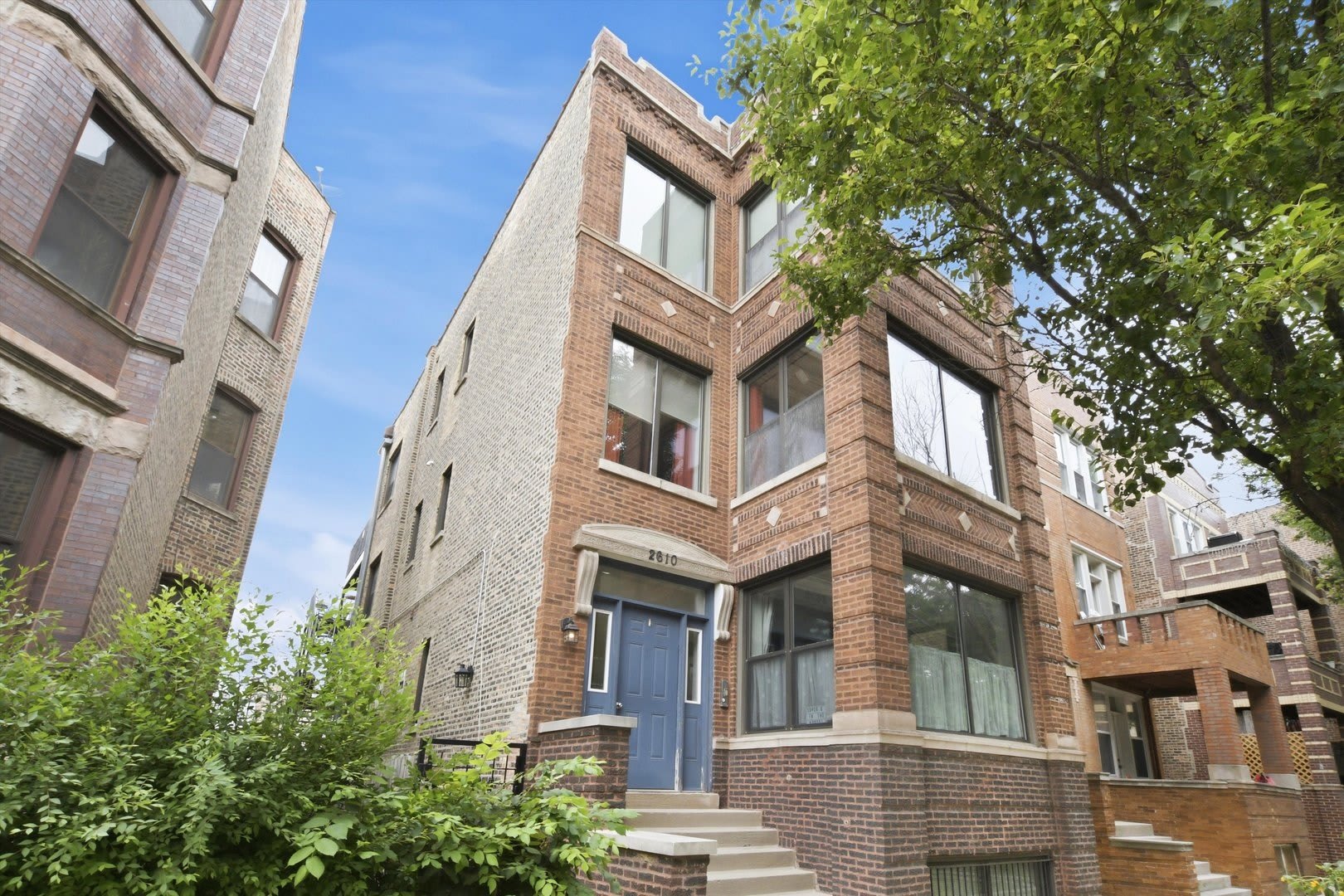 2610 W IOWA Street – photo 1