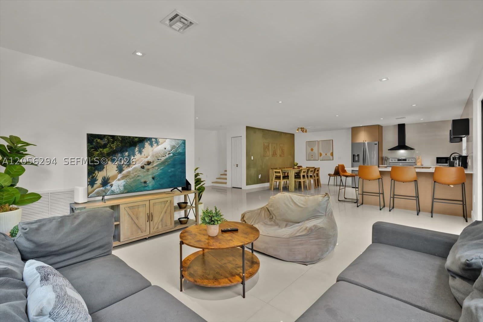 808 SW 29th St – photo 1