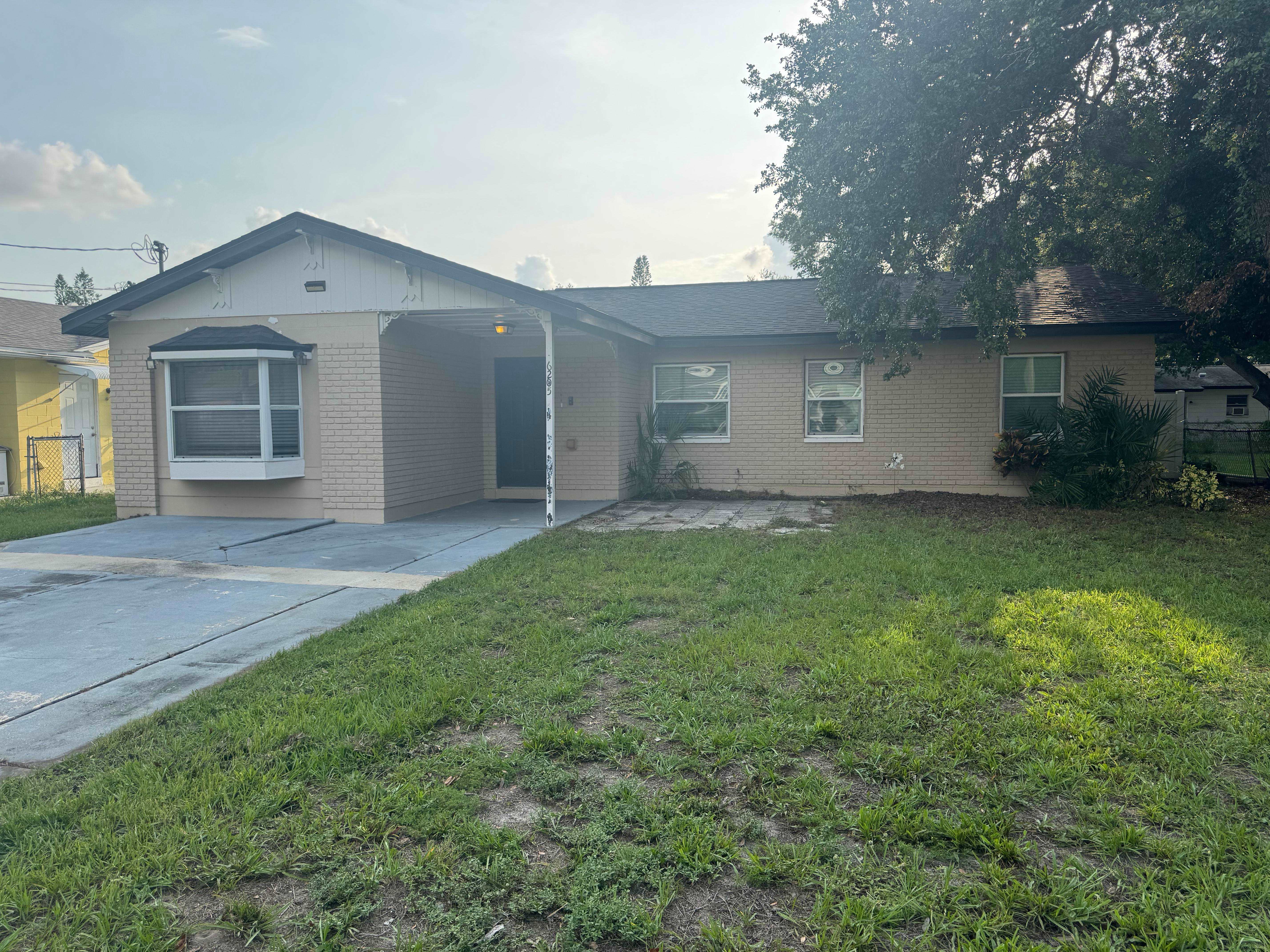 6205 South Church Avenue – photo 1