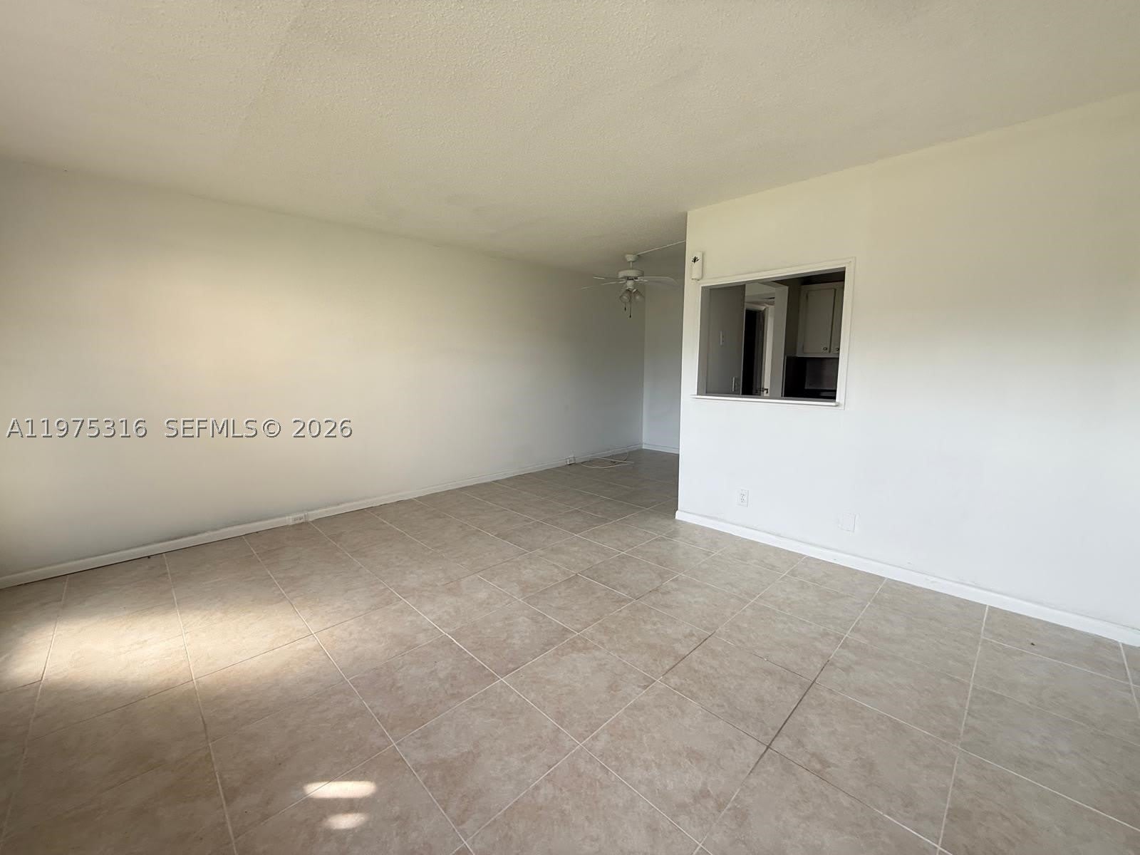 210 Canterbury J – photo 1