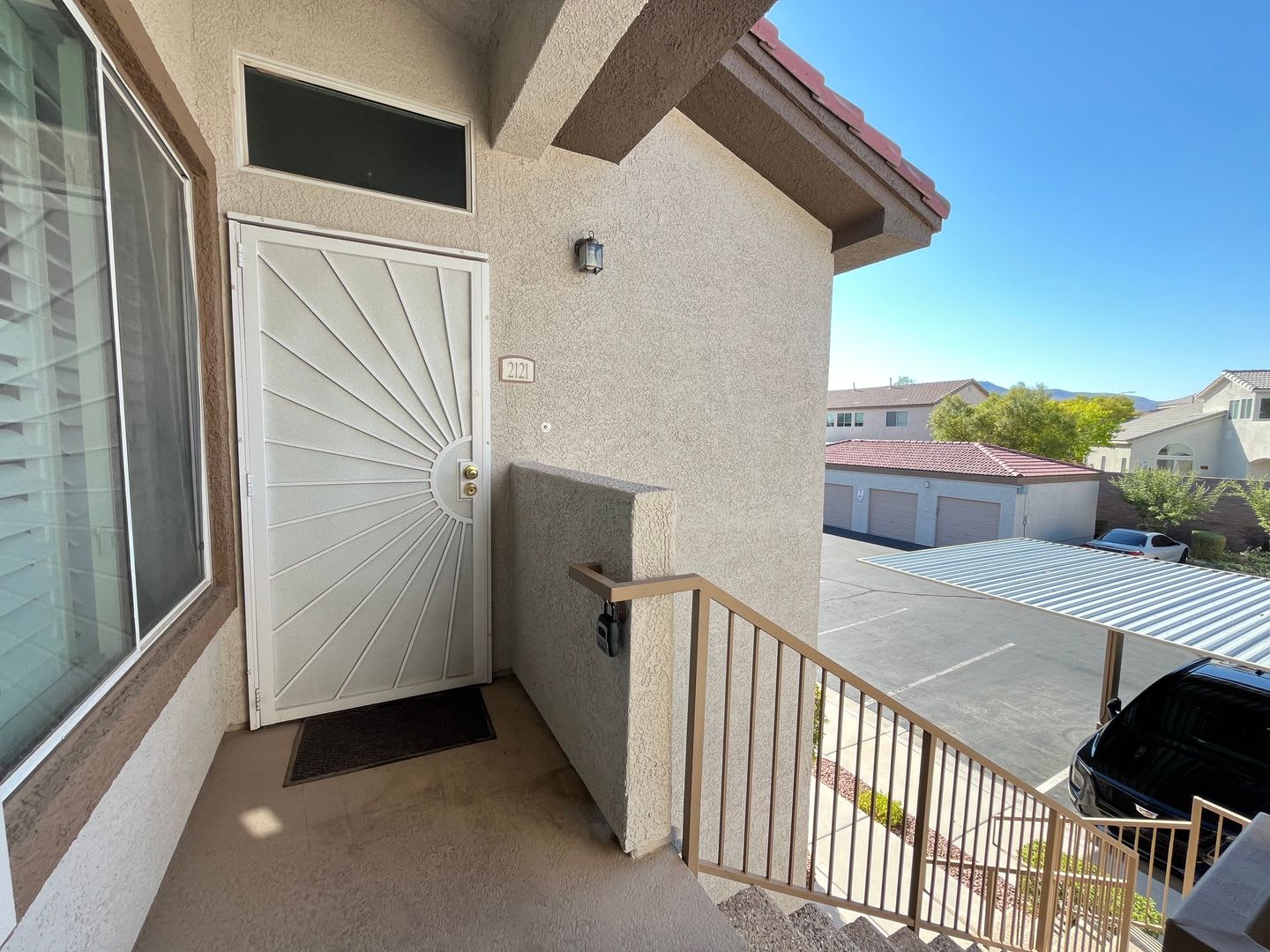 Lovely 2 Bed 2 Bath Condo in Henderson! – photo 1