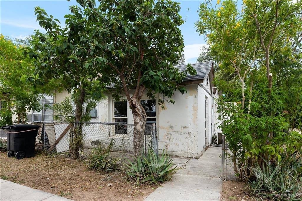 525 North 20th Street – photo 1 of 9