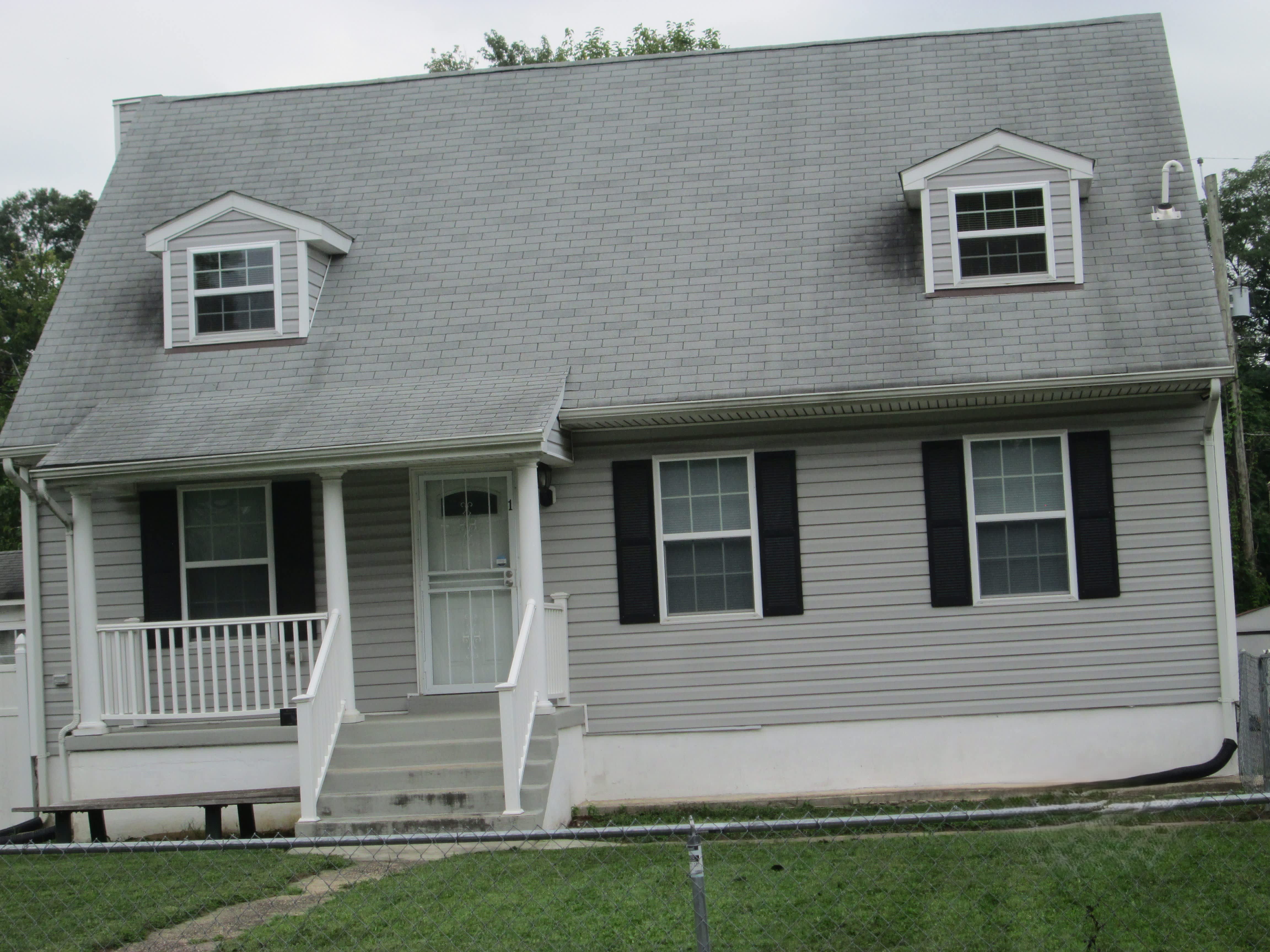 2908 Walters Lane – photo 1 of 15