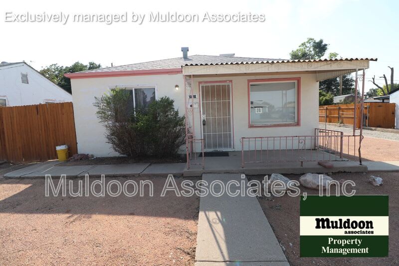 2561 Camellia St – photo 1