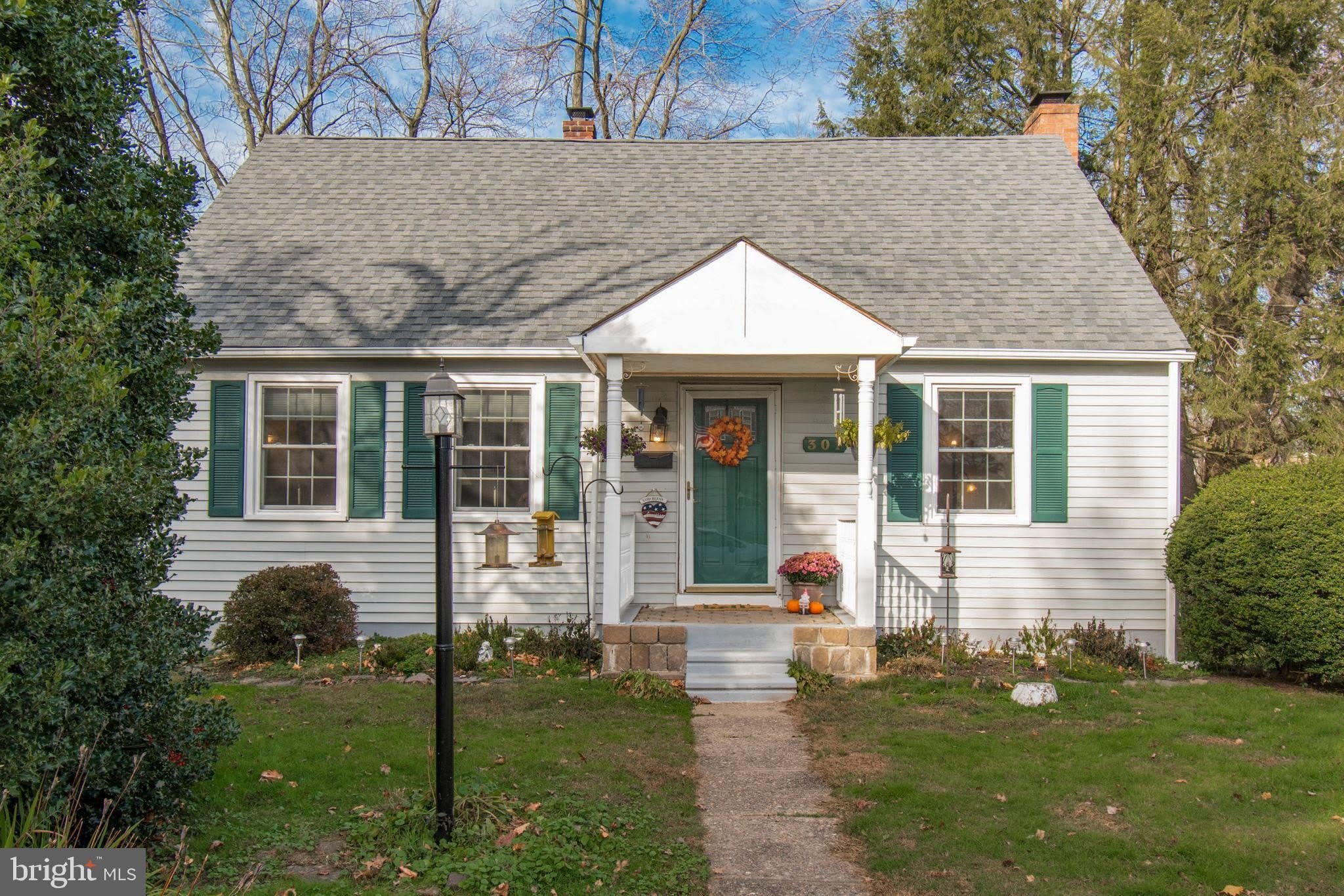 301 CENTRAL Avenue – photo 1 of 18