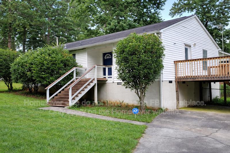 224 Harmon St – photo 1 of 11