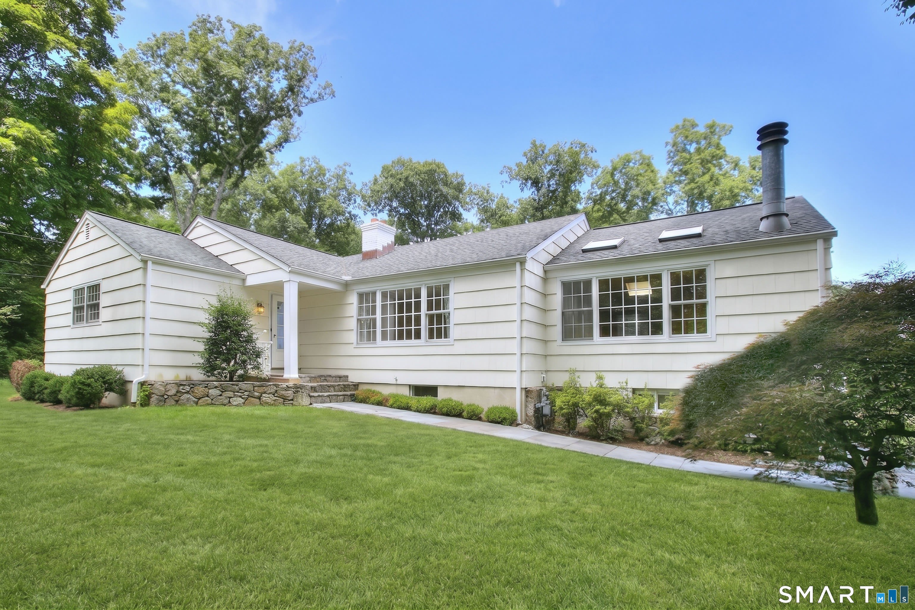10 Woodcock Lane – photo 1 of 39