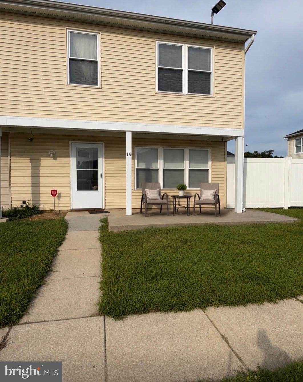 19 Lamont Court – photo 1 of 181