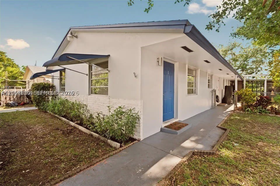 5120 SW 26th Ave – photo 1