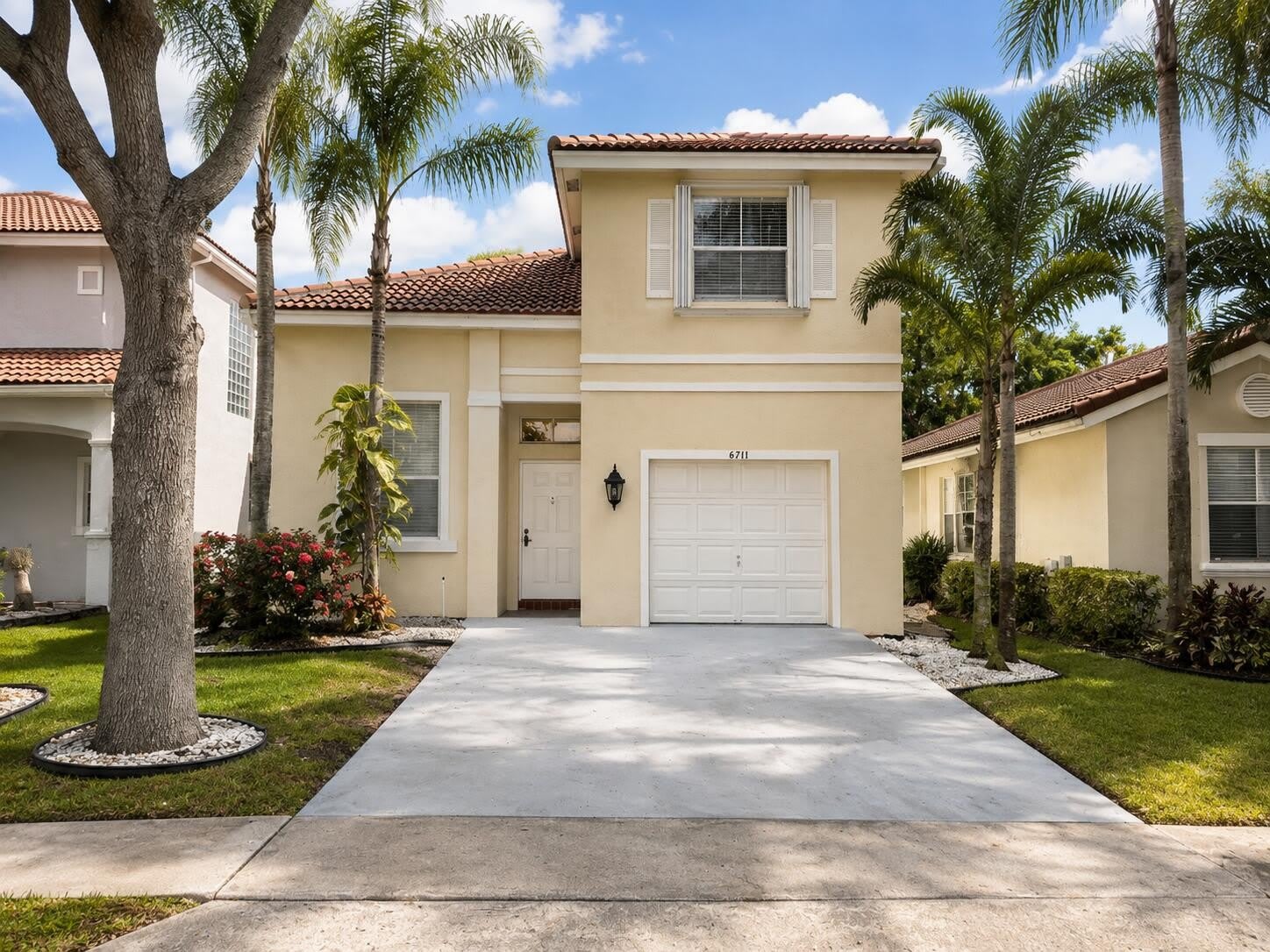 6711 GREEN ISLAND Circle – photo 1