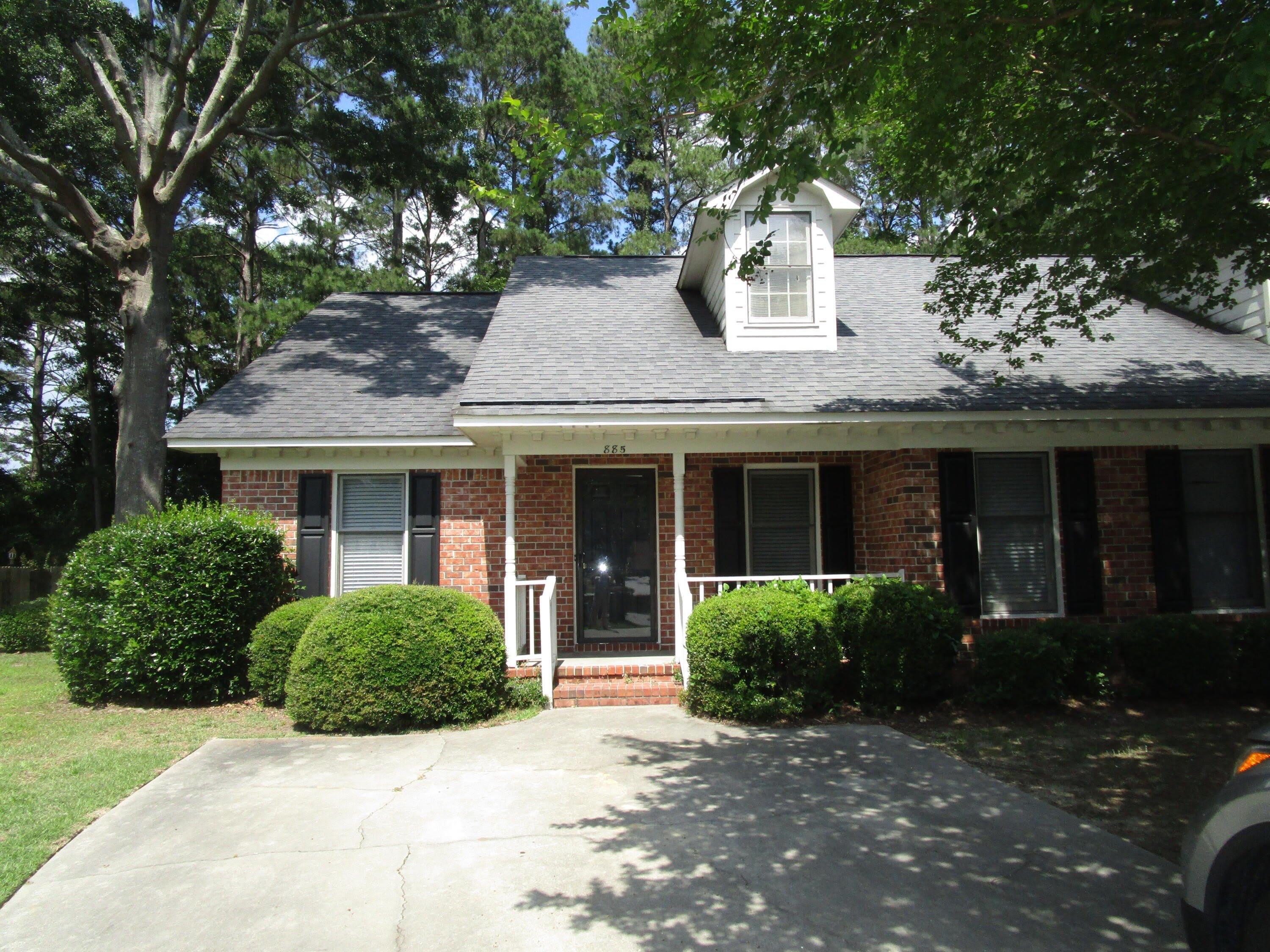 885 Grimble Court – photo 1 of 15