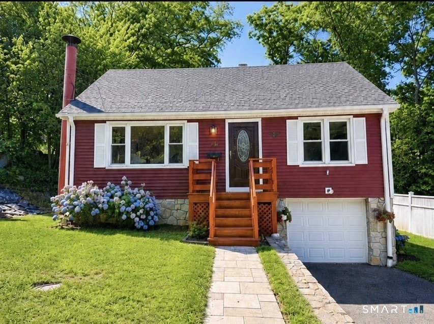 18 Dawn Street – photo 1 of 15