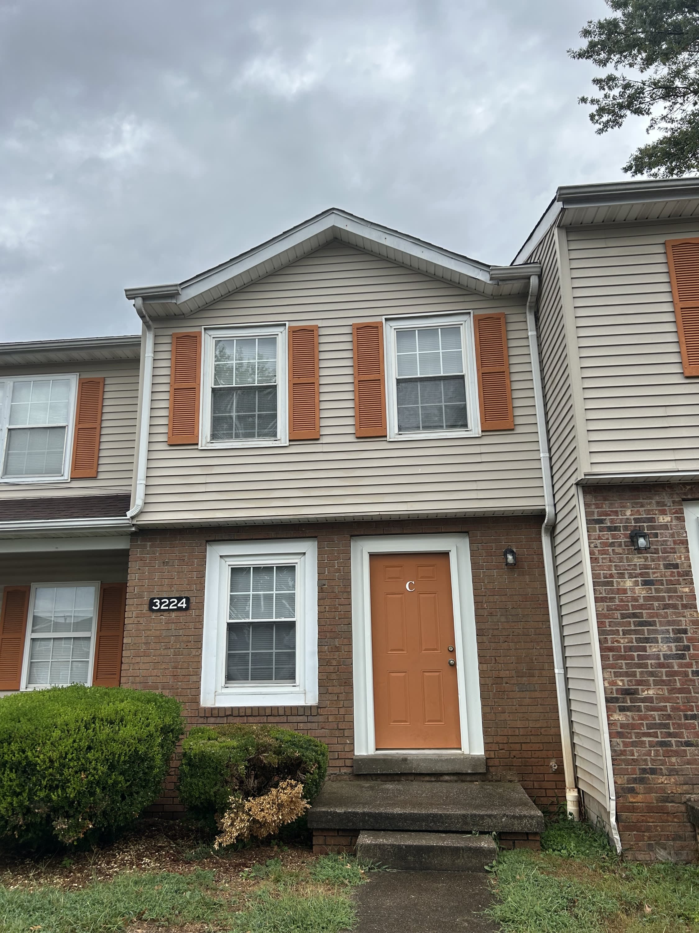 3224 Silvercreek Avenue – photo 1