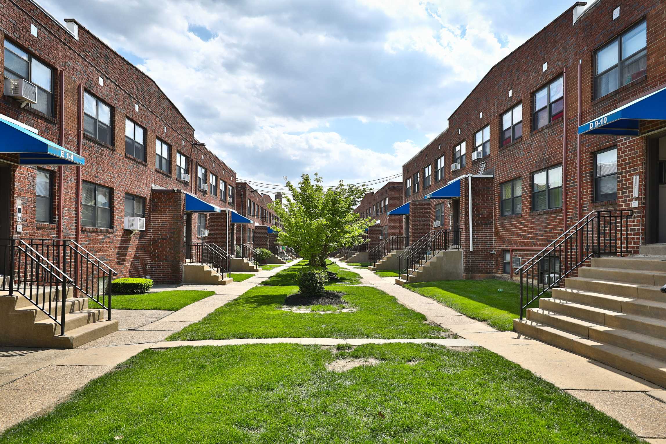 Revere Court – photo 1