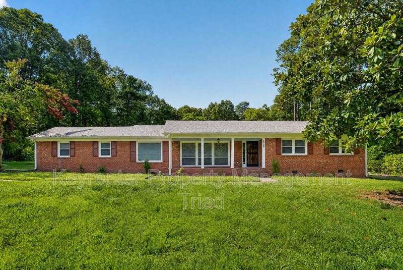 5108 Lakeshore Ct – photo 1