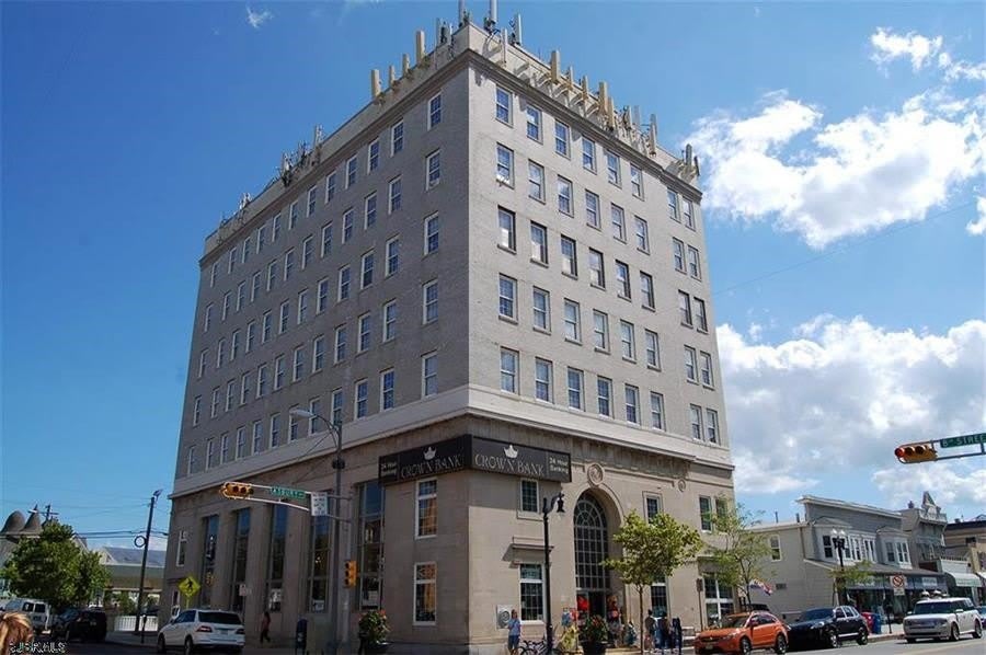 801 Asbury Avenue – photo 1 of 13