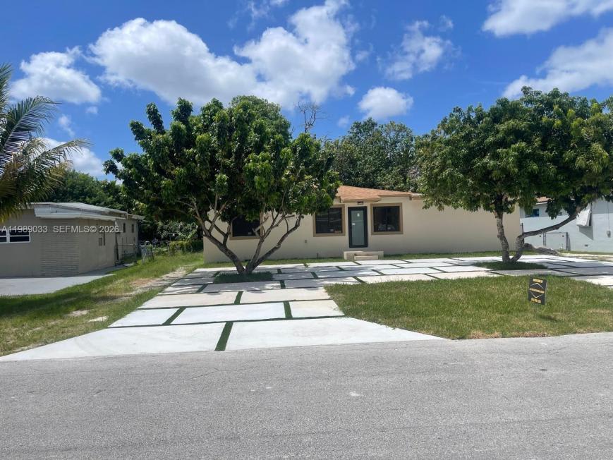 270 NW 147th St # 270 – photo 1