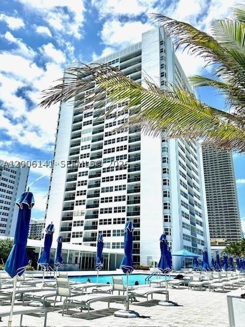 1904 S Ocean Dr SEASONAL – photo 1