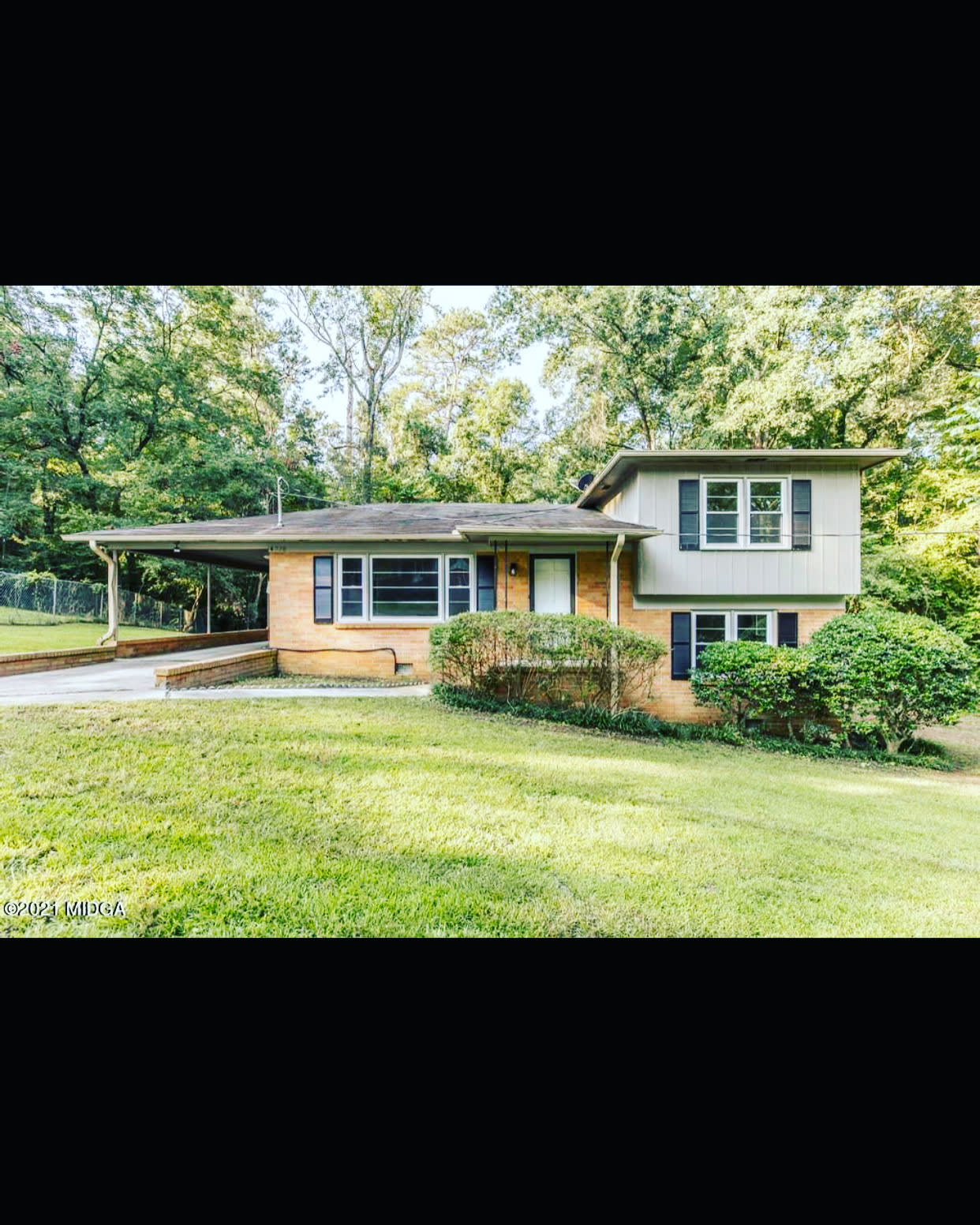 4270 Laura Ann Pl – photo 1 of 2
