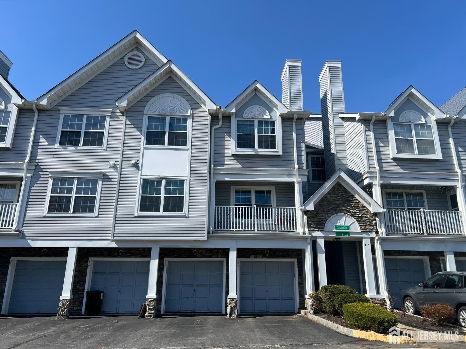 207 Prestwick Way – photo 1