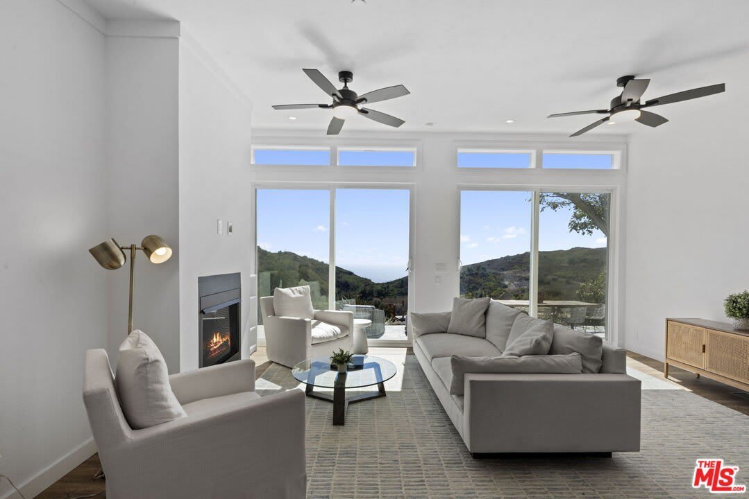 3065 S Foose Rd – photo 1 of 164