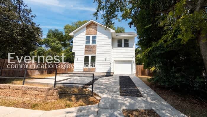2507 East Commerce Street – photo 1