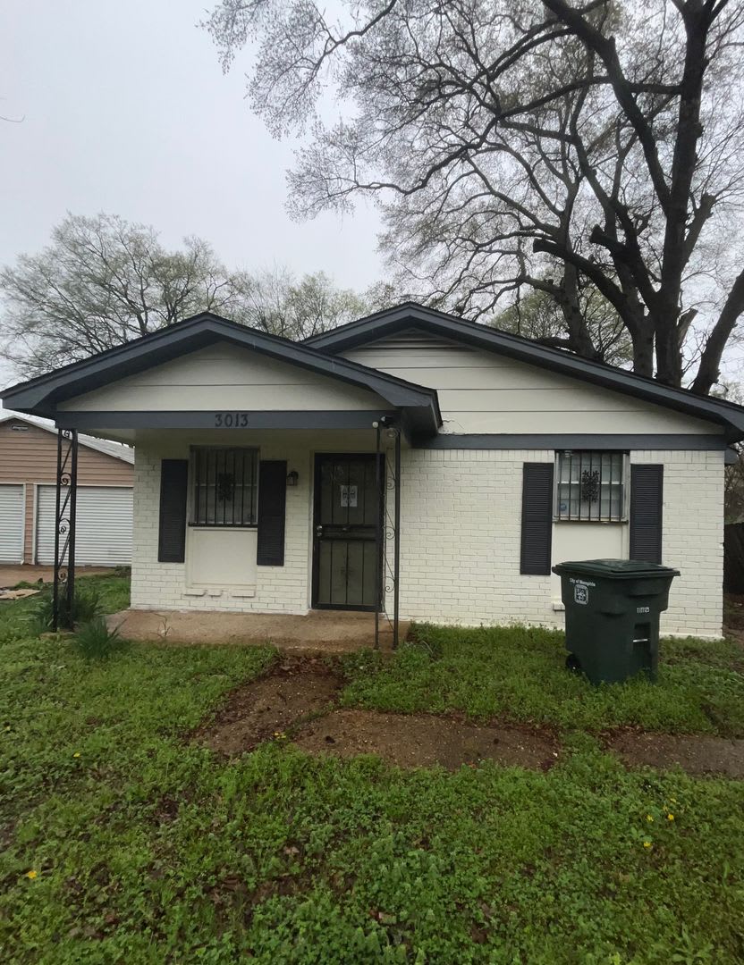 Renovated house in quite Neighborhood – photo 1