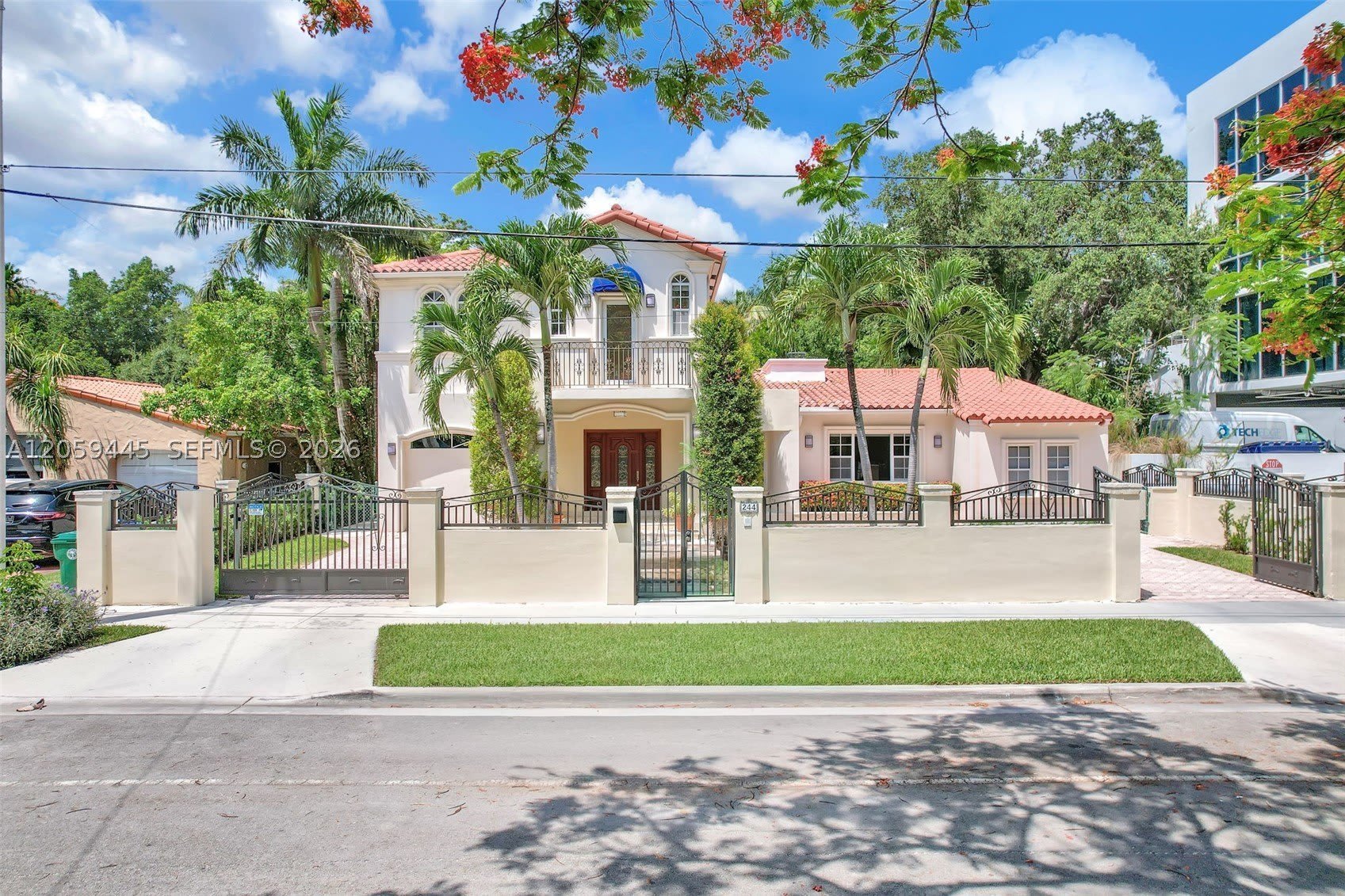 244 SW 28th Rd – photo 1