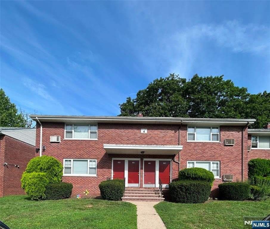241 Passaic Street – photo 1 of 348