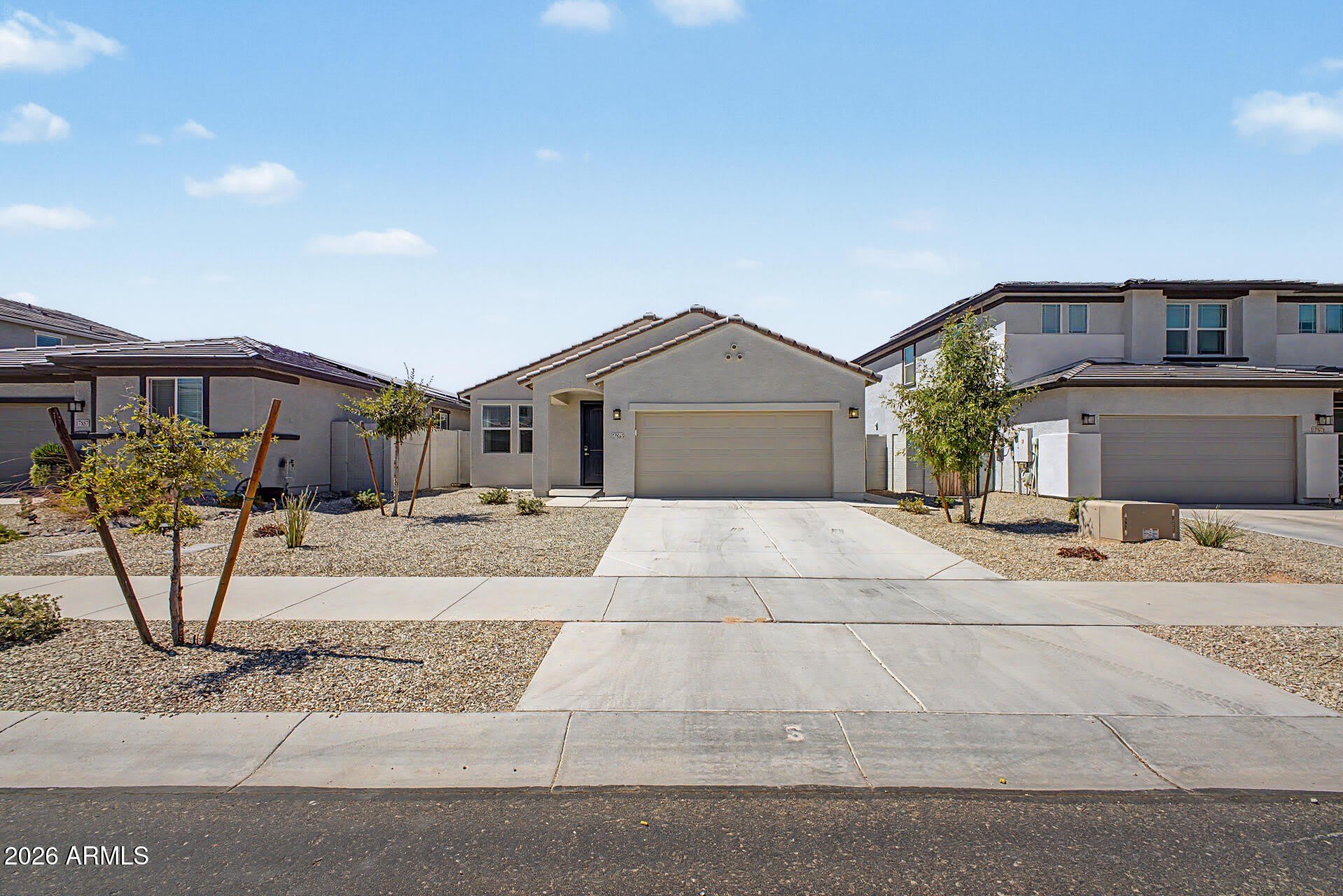 17865 W DALEY Lane – photo 1 of 31