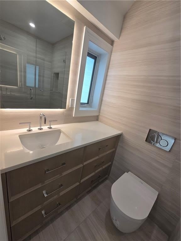 65 Ithaca Avenue – photo 1 of 7