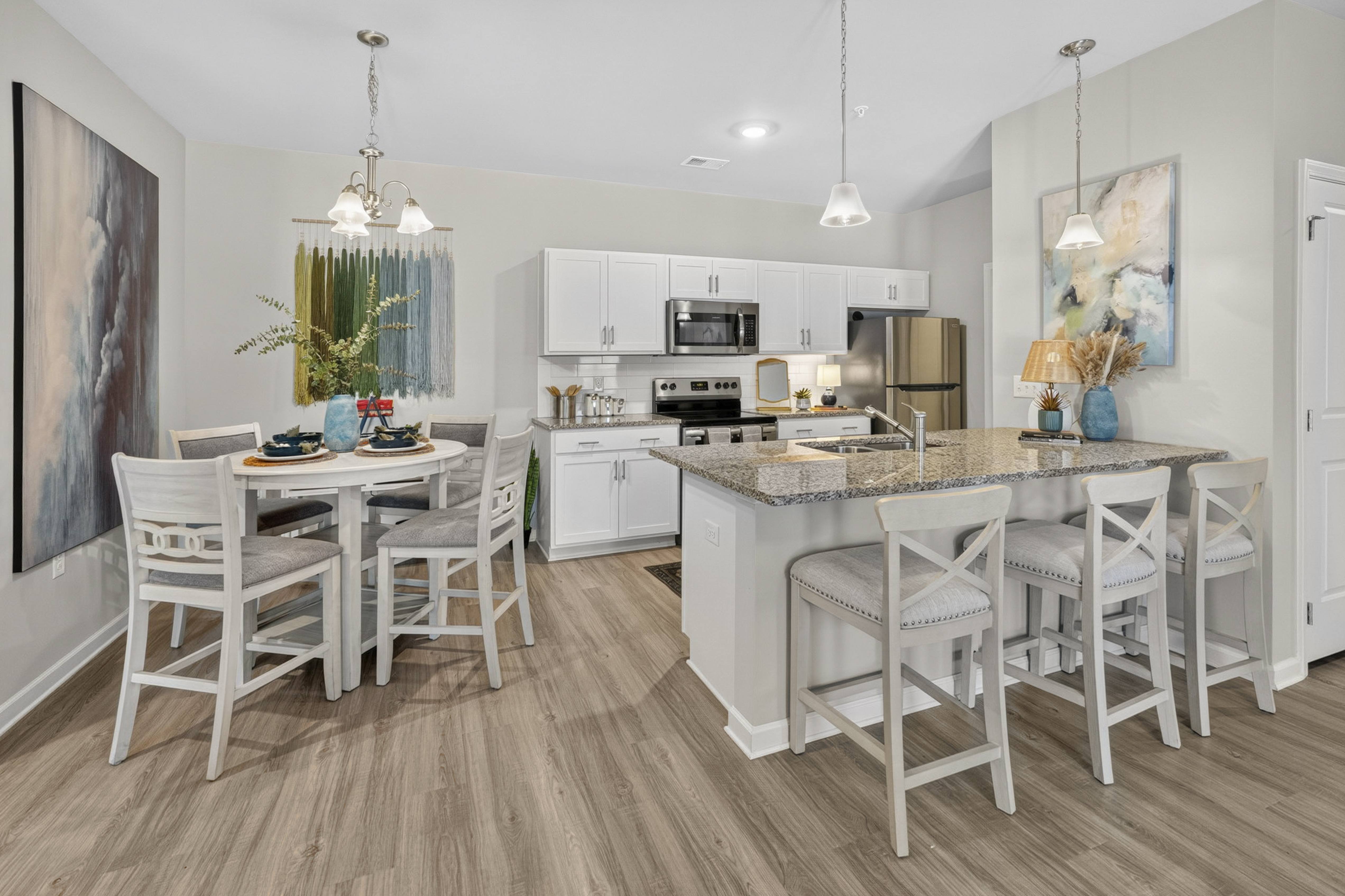 Palms At Edgewater – photo 1