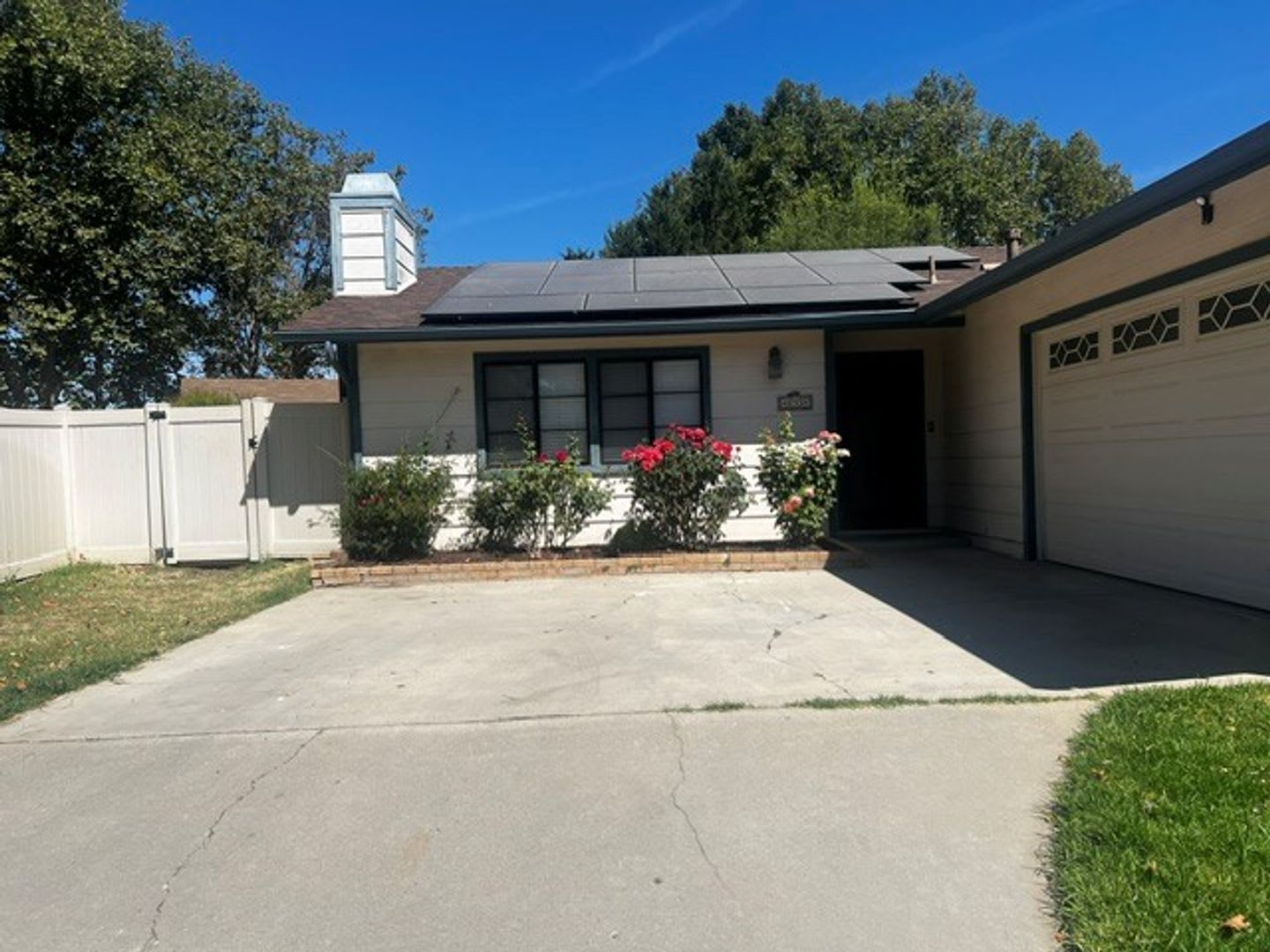 Beautifully Updated 3-Bedroom Home in Desirable Rancho de Maria – photo 1 of 21